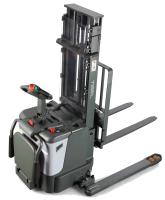 Самоходный штабелер ES15SL
